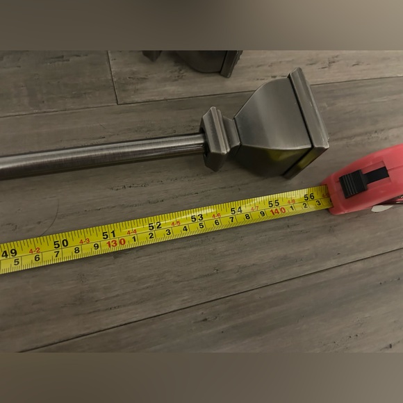 Curtain Rods - Picture 5 of 9